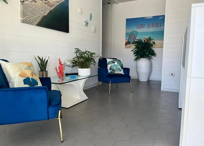Aurora Beach & Suite
